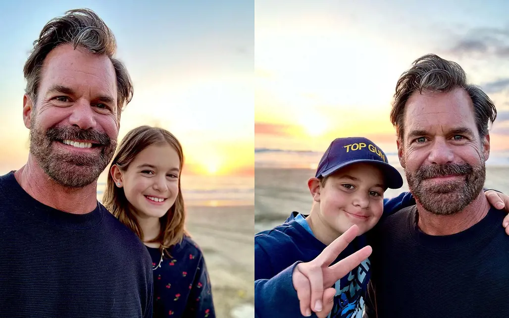 Tuc took a selfie with his son and daughter during holidays at Malibu 