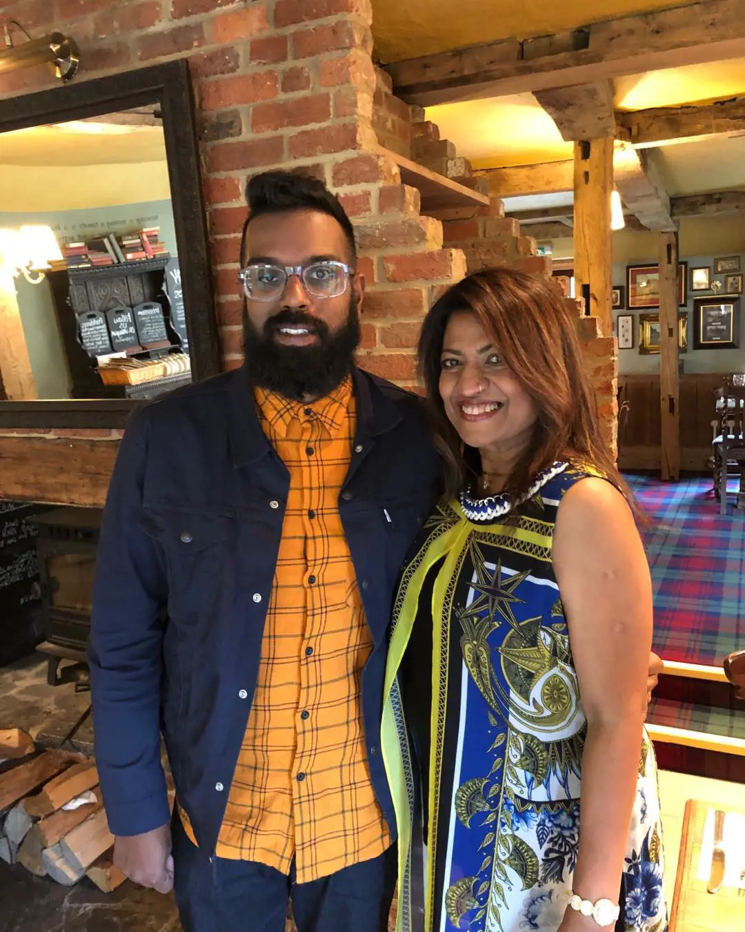 Romesh celebrating the birthday lunch of his mom Shanthi on April 2019